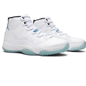 RARE JORDAN 11 Retro High Classic !